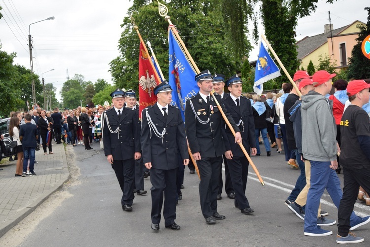 Powitanie ikony MB Częstochowskiej w Łyszkowicach