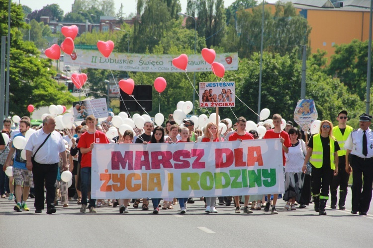 Marsz dla życia i mecz charytatywny