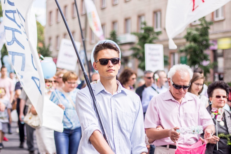 Marsz dla Życia i Rodziny w Olsztynie