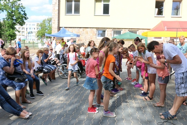 Festyn w parafii św. Teresy od Dzieciątka Jezus