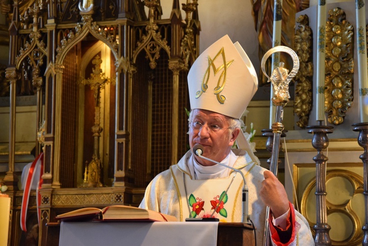 Powitanie ikony MB Częstochowskiej w Pszczonowie