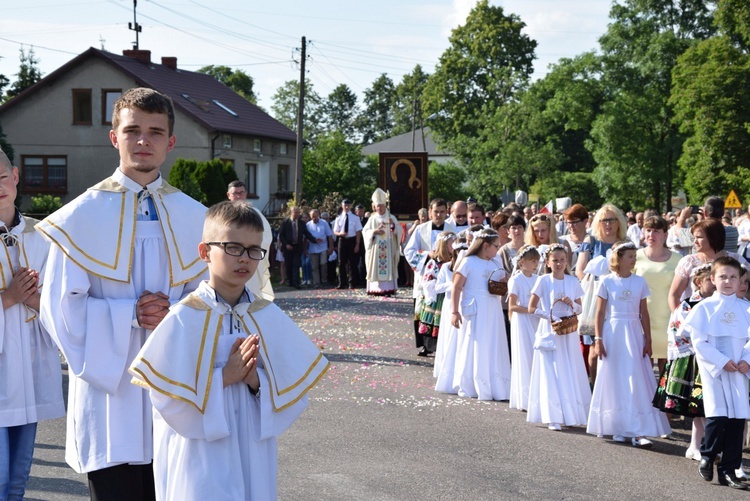 Powitanie ikony MB Częstochowskiej w Pszczonowie