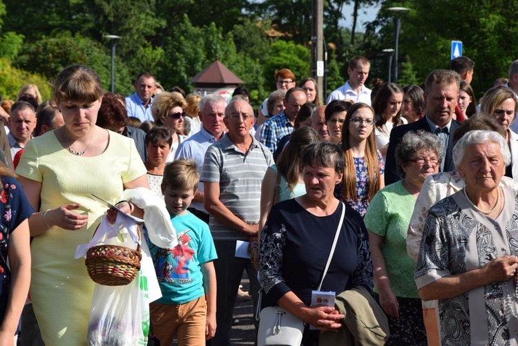 Powitanie ikony MB Częstochowskiej w Pszczonowie