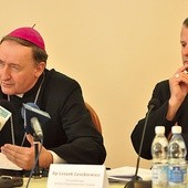 Bp Andrzej Jeż wyjaśnia najważniejsze cele synodu.