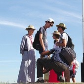 Wyjątkowym dniem w historii kopca był 23 lipca 2016 r. – pielgrzymowało wtedy do Piekar 7 tys. gości Światowych Dni Młodzieży. Wielu z nich wdrapało się na szczyt.