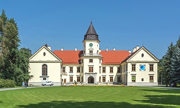 Zamek z XV wieku w Tarnobrzegu-Dzikowie