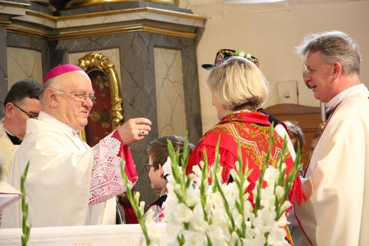 Powitanie ikony MB Częstochowskiej w parafii Świętego Ducha w Łowiczu