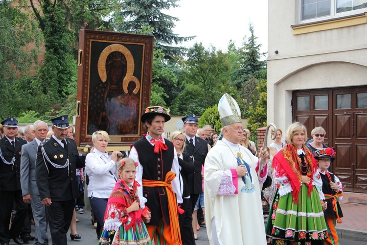 Powitanie ikony MB Częstochowskiej w parafii Świętego Ducha w Łowiczu