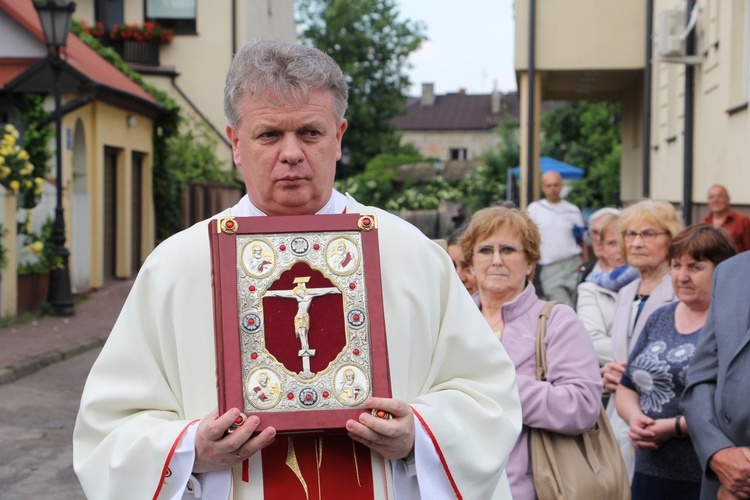 Powitanie ikony MB Częstochowskiej w parafii Świętego Ducha w Łowiczu