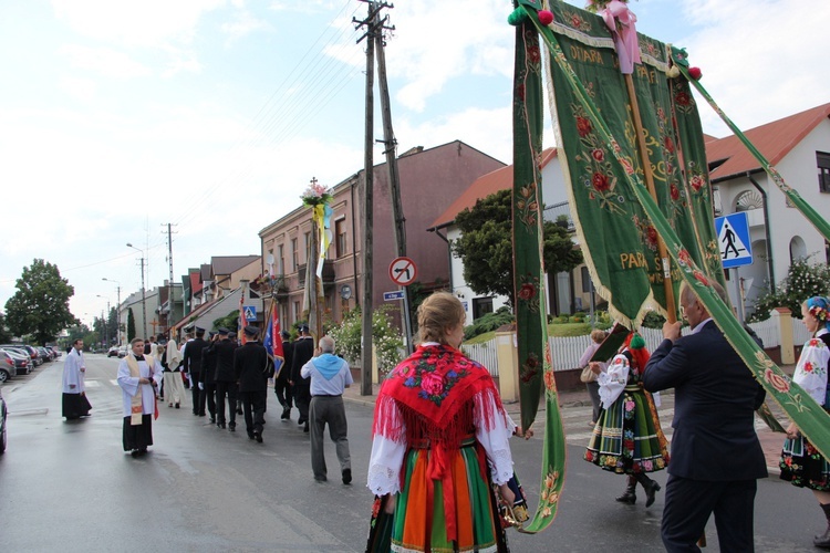 Powitanie ikony MB Częstochowskiej w parafii Świętego Ducha w Łowiczu