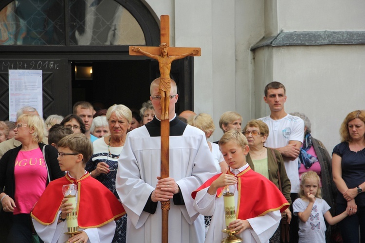 Powitanie ikony MB Częstochowskiej w parafii Świętego Ducha w Łowiczu