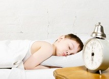 Dzieci w wieku  od 5 do 13 lat powinny spać 9 godzin na dobę.