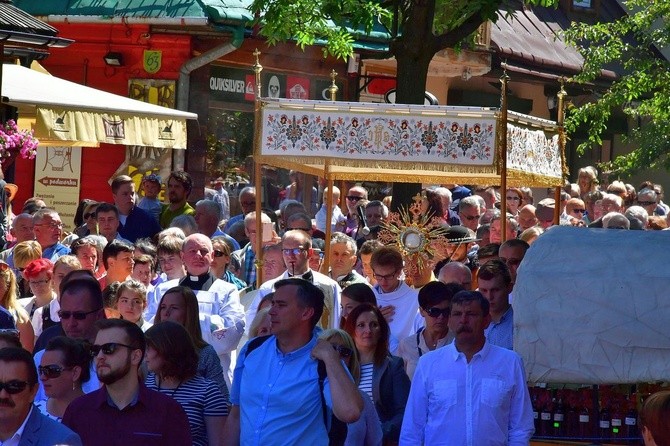 Najświętszy sakrament na Krupówkach