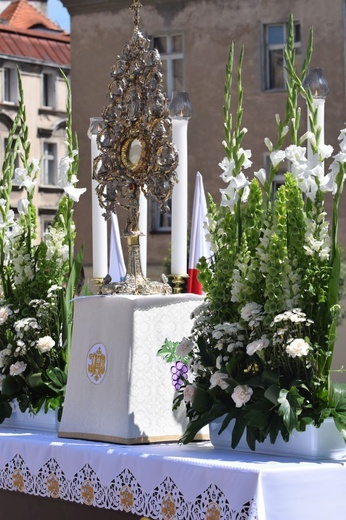 Ulicami Świdnicy z Najświętszym Sakramentem