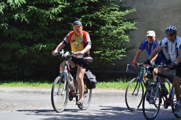 Procesja z racji Bożego Ciała dla rowerzystów