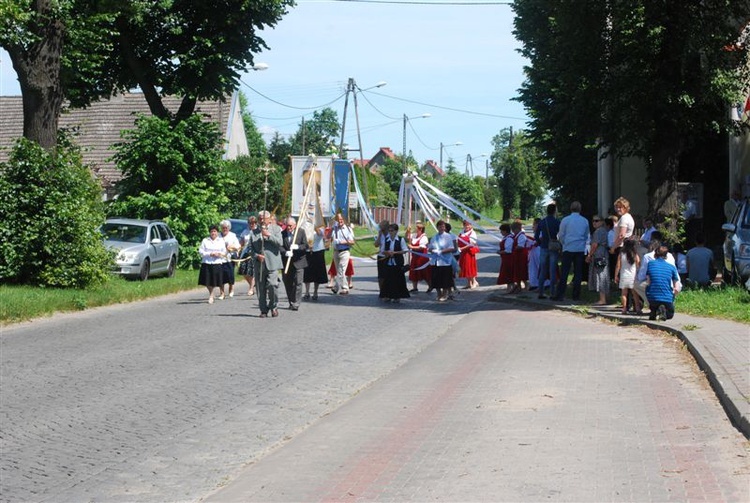 Boże Ciało w Jeninie