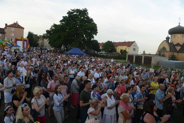 III Koncert Uwielbienia w Gorzowie Wlkp.