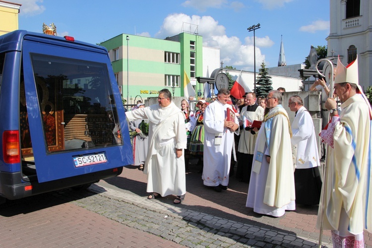 Powitanie MB Częstochowskiej w kościele rektorskim oo. pijarów w Łowiczu