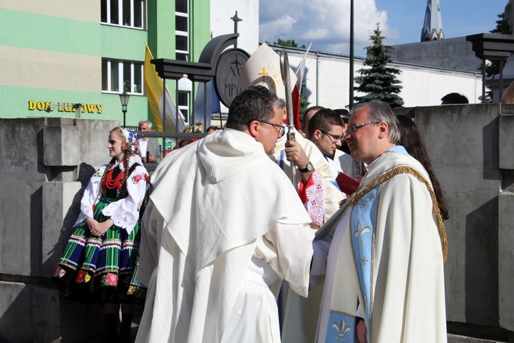 Powitanie MB Częstochowskiej w kościele rektorskim oo. pijarów w Łowiczu