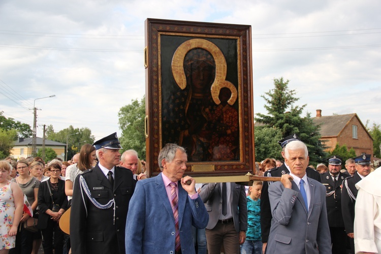 Powitanie ikony MB Częstochowskiej w Bełchowie