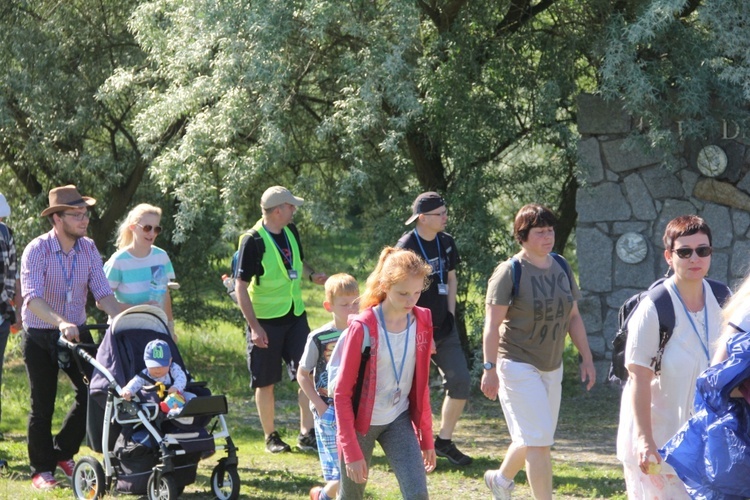 Piesza Pielgrzymka Powołaniowa do Rokitna