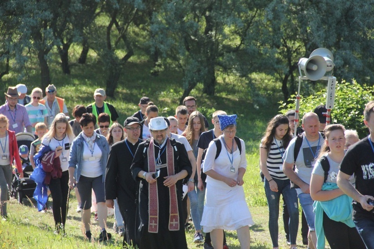 Piesza Pielgrzymka Powołaniowa do Rokitna