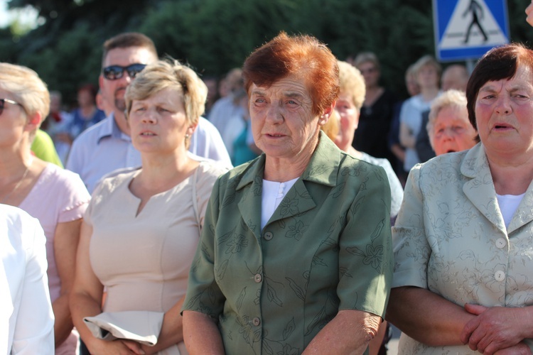 Powitanie ikony MB Częstochowskiej w Bednarach