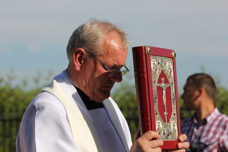 Powitanie ikony MB Częstochowskiej w Bednarach