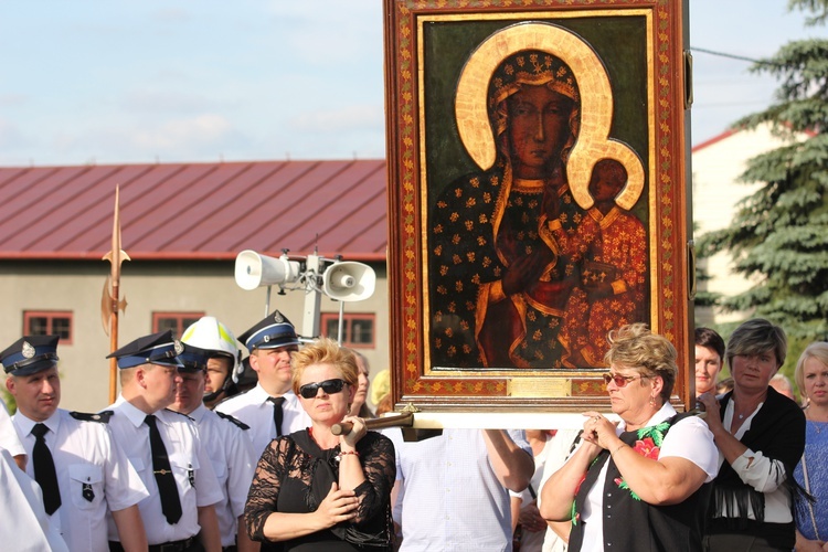 Powitanie ikony MB Częstochowskiej w Bednarach