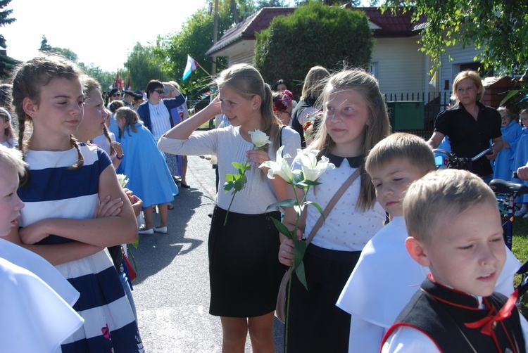 Powitanie ikony MB Częstochowskiej w Bednarach