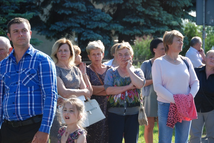 Powitanie ikony MB Częstochowskiej w Bednarach