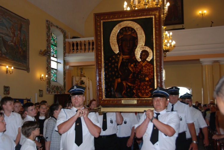 Powitanie ikony MB Częstochowskiej w Bednarach