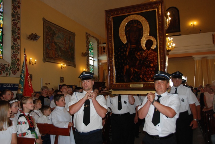 Powitanie ikony MB Częstochowskiej w Bednarach