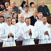 Oni zdecydowali się nieść Chrystusa chorym i cierpiącym.