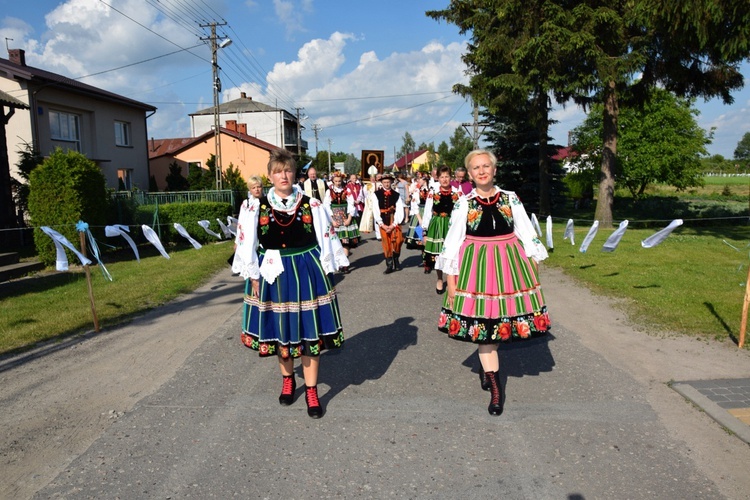 Powitanie ikony MB Częstochowskiej w Kompinie