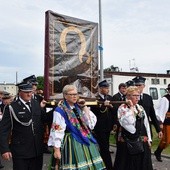 Powitanie ikony MB Częstochowskiej w parafii MB Nieustającej Pomocy w Łowiczu