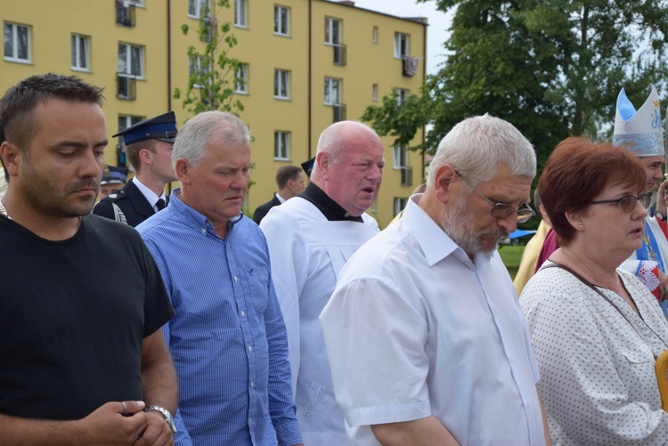 Powitanie ikony MB Częstochowskiej w parafii MB Nieustającej Pomocy w Łowiczu