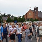 Powitanie ikony MB Częstochowskiej w parafii MB Nieustającej Pomocy w Łowiczu