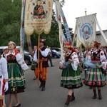 Powitanie ikony MB Częstochowskiej w parafii MB Nieustającej Pomocy w Łowiczu