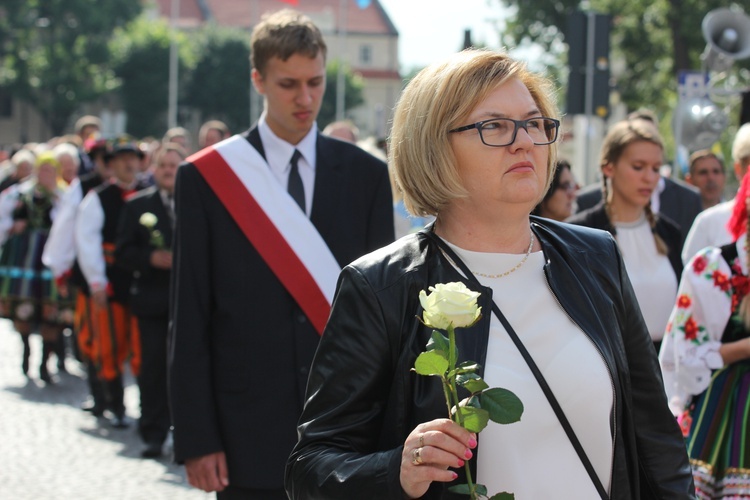 Powitanie ikony MB Częstochowskiej w katedrze łowickiej