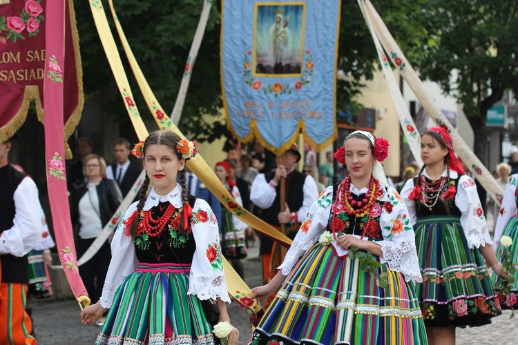 Powitanie ikony MB Częstochowskiej w katedrze łowickiej