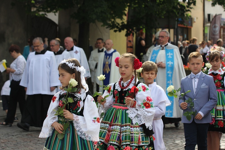 Powitanie ikony MB Częstochowskiej w katedrze łowickiej