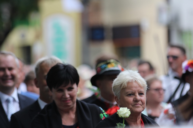 Powitanie ikony MB Częstochowskiej w katedrze łowickiej