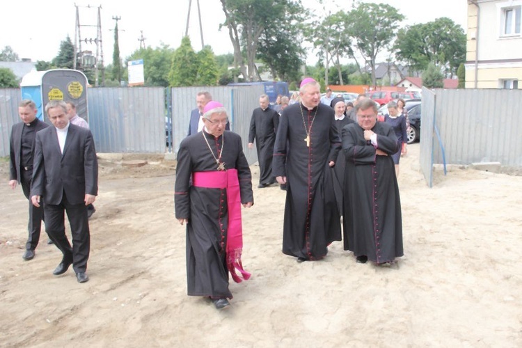 Poświęcenie nowego budynku