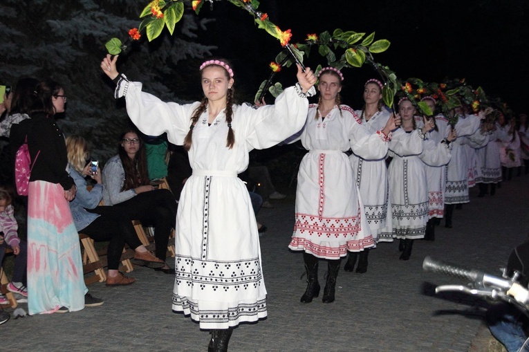 Świętojańska noc w Dzikowie