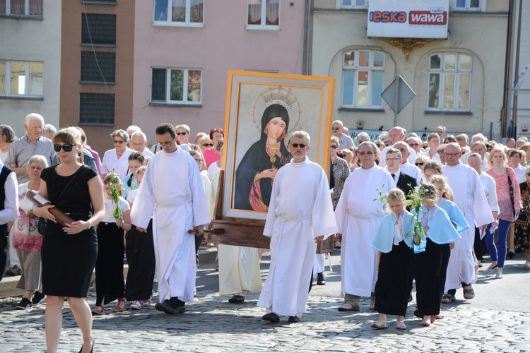 Matka Boża Opolska na ulicach miasta