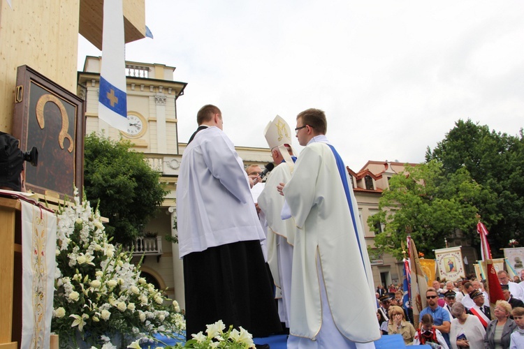 Pożegnanie ikony MB Częstochowskiej w diecezji łowickiej cz. I