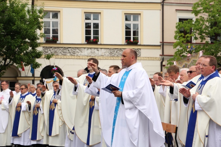 Pożegnanie ikony MB Częstochowskiej w diecezji łowickiej cz. I