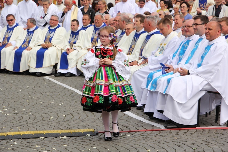 Pożegnanie ikony MB Częstochowskiej w diecezji łowickiej cz. I