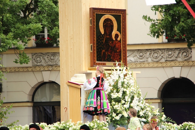 Pożegnanie ikony MB Częstochowskiej w diecezji łowickiej cz. I